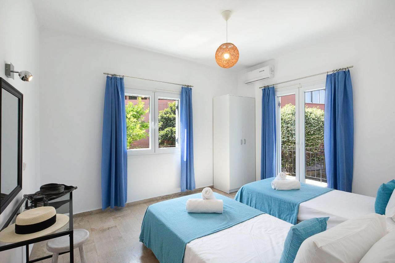 Irini Apartments And Studios Agios Gordios  Exterior foto